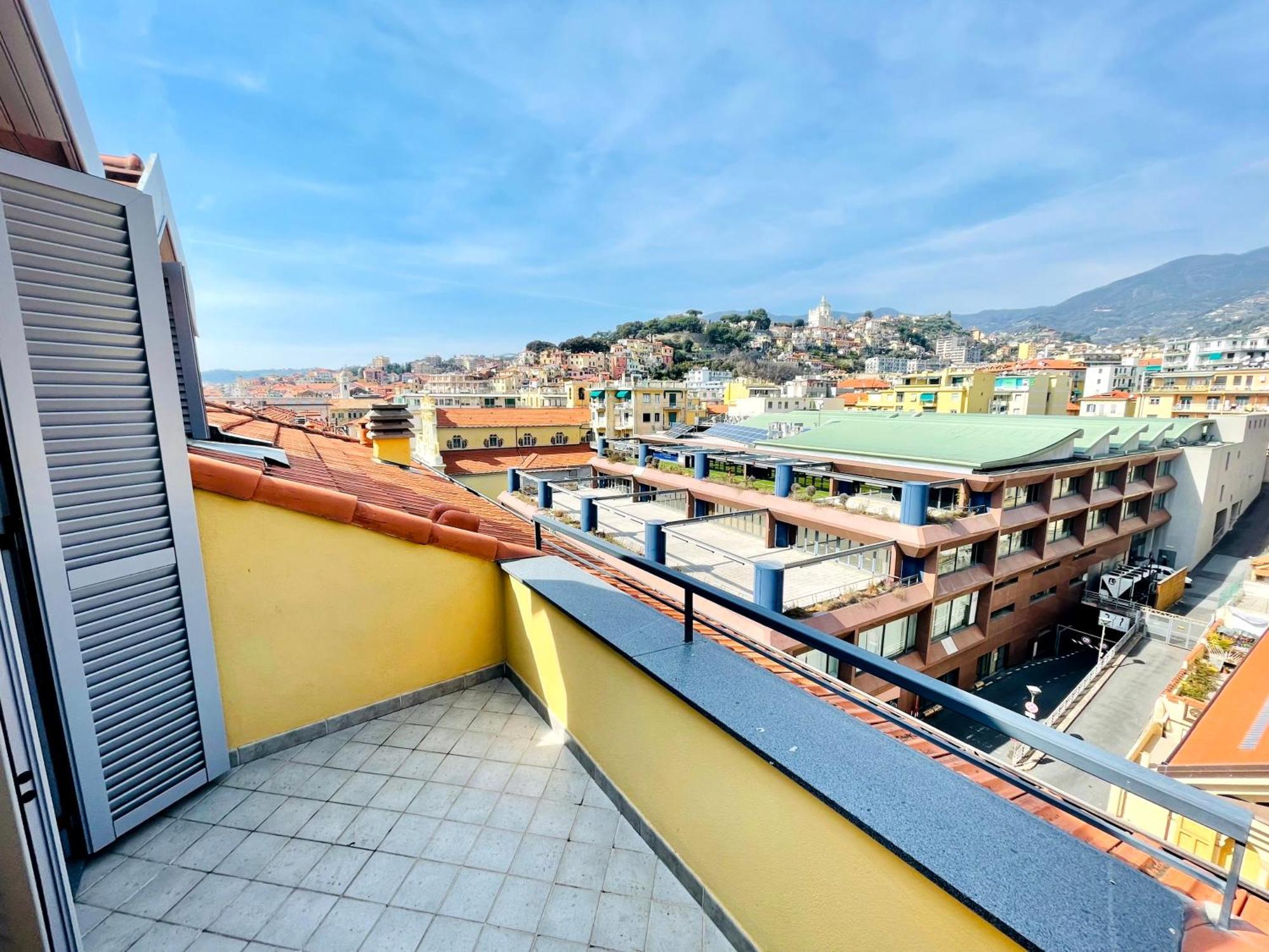 Centro Immobiliare Flagships Apartments Sanremo Exterior foto